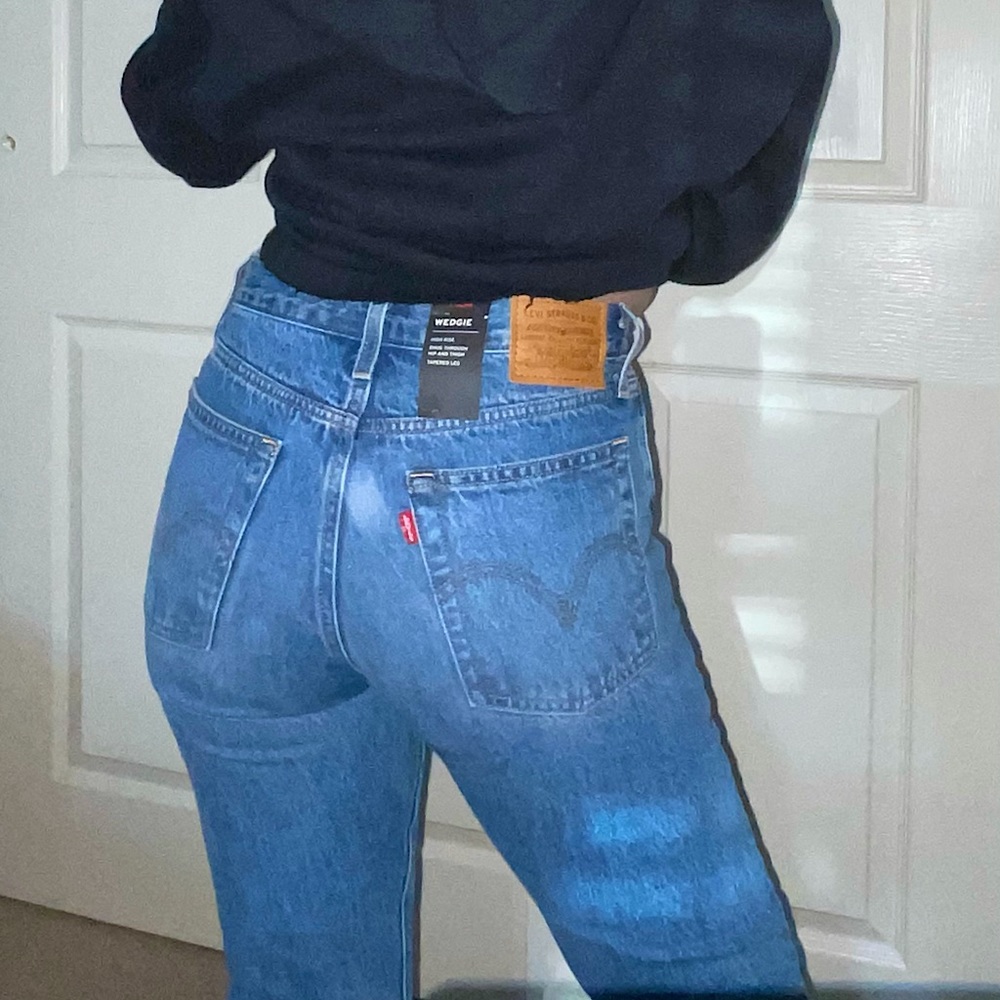 Levi’s Wedgie high rise jeans